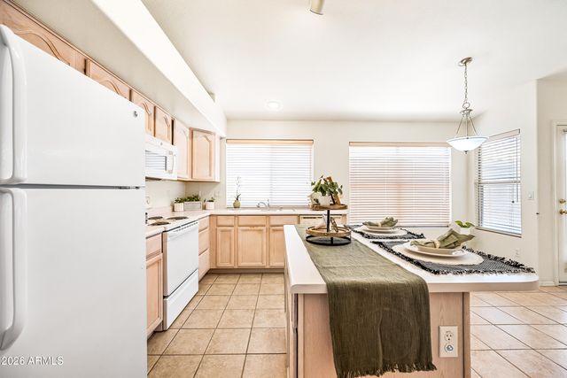 1217 W MYRNA Lane, Tempe, AZ 85284
