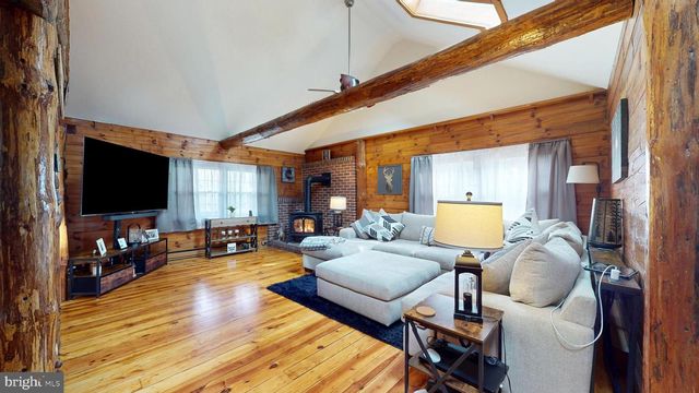 853 CLARKS LANDING RD, Egg Harbor City, NJ 08215