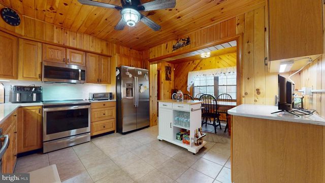 853 CLARKS LANDING RD, Egg Harbor City, NJ 08215