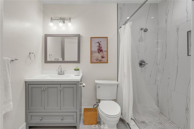 1058 E Almond, Orange, CA 92866