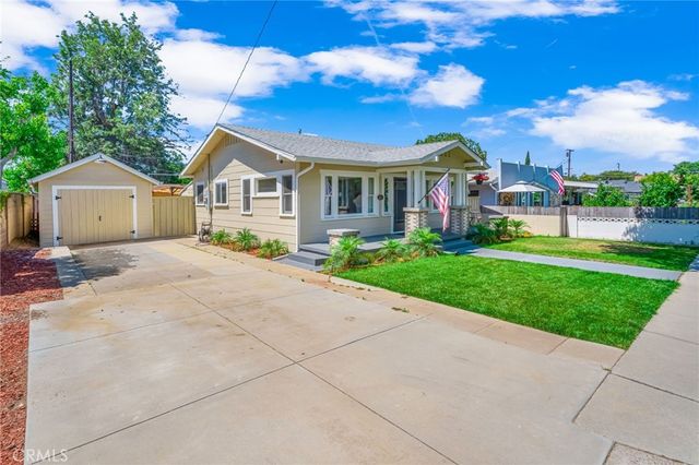 1058 E Almond, Orange, CA 92866
