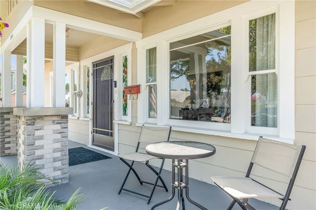 1058 E Almond, Orange, CA 92866