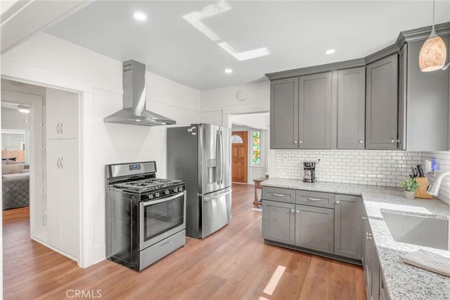 1058 E Almond, Orange, CA 92866