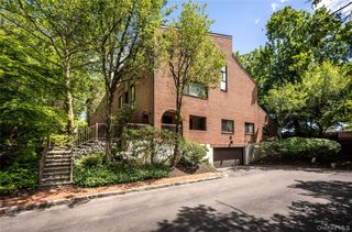 150 N Bedford Road D1, Chappaqua, NY 10514