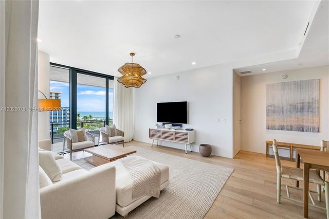 8701 Collins Avenue 605, Miami Beach, FL 33154
