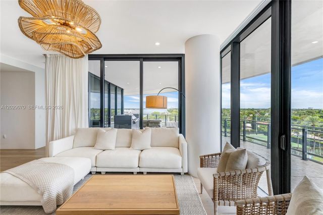 8701 Collins Avenue 605, Miami Beach, FL 33154