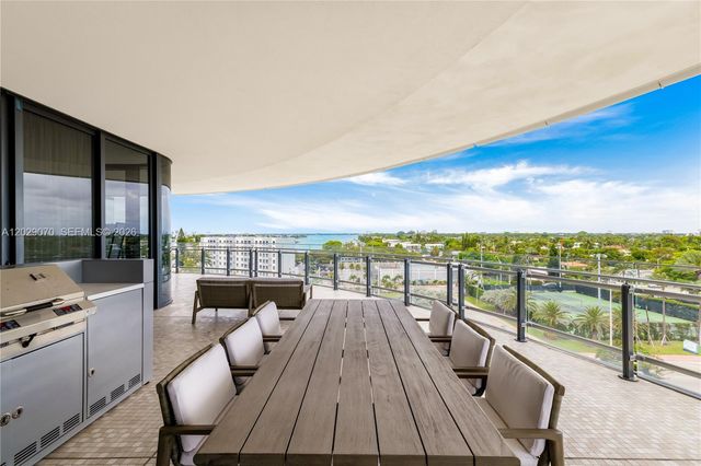 8701 Collins Avenue 605, Miami Beach, FL 33154