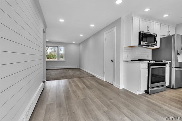 23 West Willowdale Drive, West Seneca, NY 14224