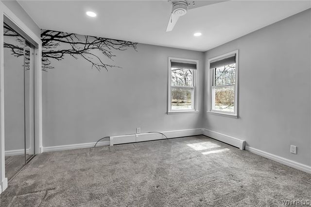 23 West Willowdale Drive, West Seneca, NY 14224