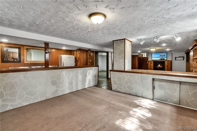 23 West Willowdale Drive, West Seneca, NY 14224