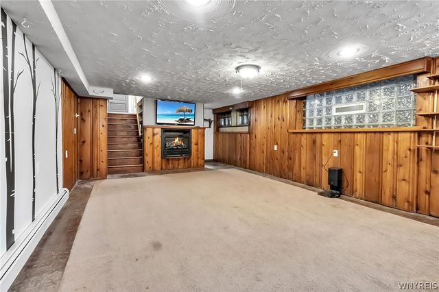 23 West Willowdale Drive, West Seneca, NY 14224