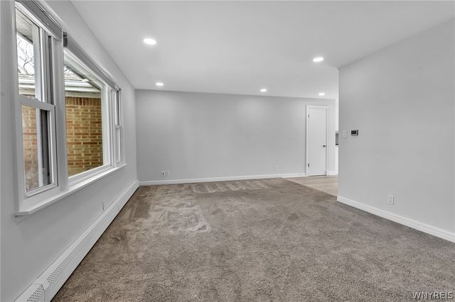 23 West Willowdale Drive, West Seneca, NY 14224