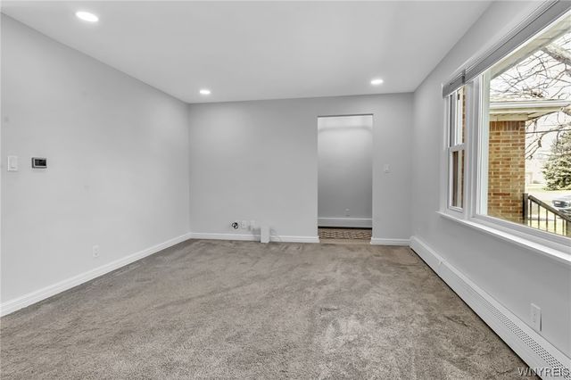 23 West Willowdale Drive, West Seneca, NY 14224