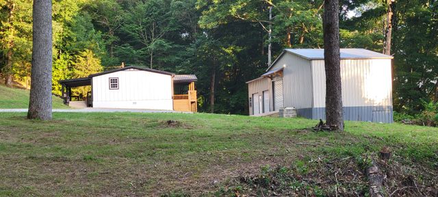 7214 Plunders Creek Rd, Dickson, TN 37055