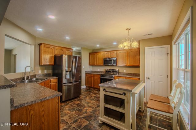 8400 Reality Lane, Corryton, TN 37721