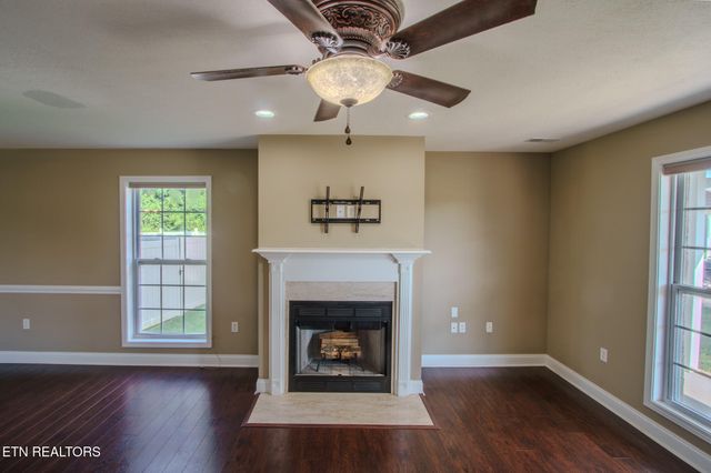 8400 Reality Lane, Corryton, TN 37721