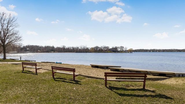 38927 89th STREET, Burlington, WI 53105