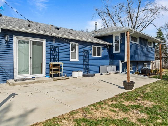 38927 89th STREET, Burlington, WI 53105