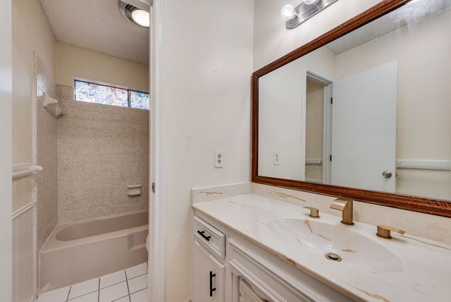 2119 Wilson Drive, Arlington, TX 76011