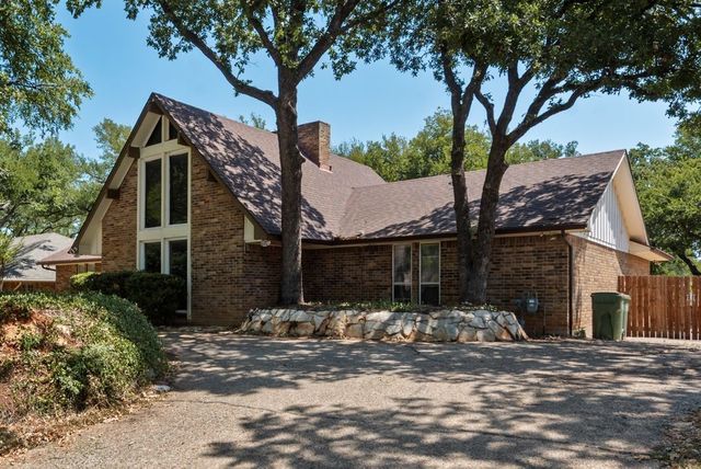 2119 Wilson Drive, Arlington, TX 76011