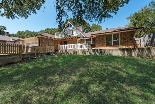 2119 Wilson Drive, Arlington, TX 76011