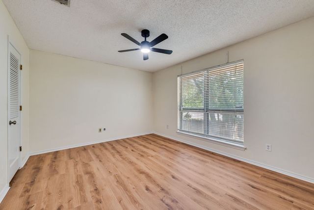 2119 Wilson Drive, Arlington, TX 76011