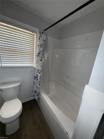 205 Kalmar DR, Chesapeake, VA 23320