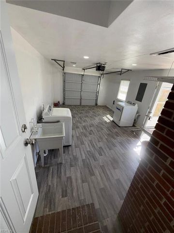 205 Kalmar DR, Chesapeake, VA 23320