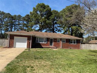 205 Kalmar DR, Chesapeake, VA 23320