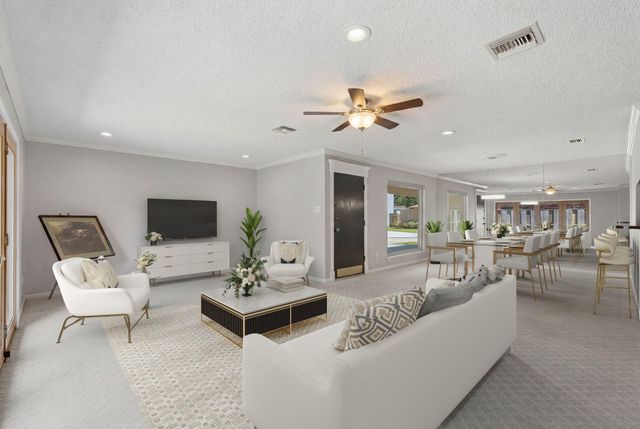 45 Champions Colony E, Houston, TX 77069