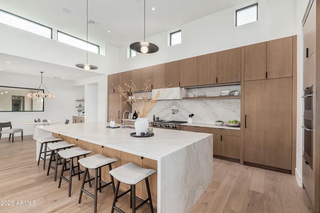 7498 E WHISPER ROCK Trail, Scottsdale, AZ 85266