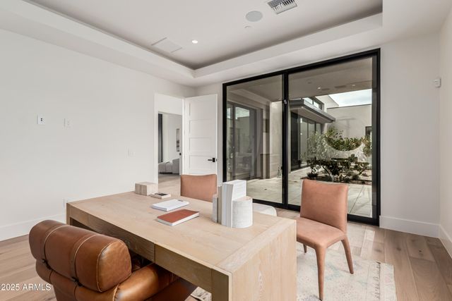 7498 E WHISPER ROCK Trail, Scottsdale, AZ 85266