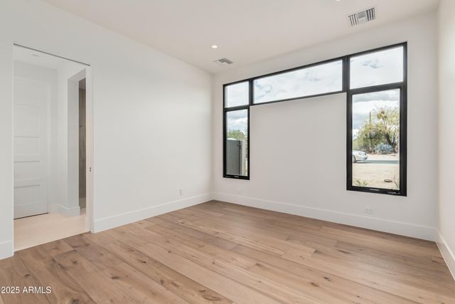 7498 E WHISPER ROCK Trail, Scottsdale, AZ 85266