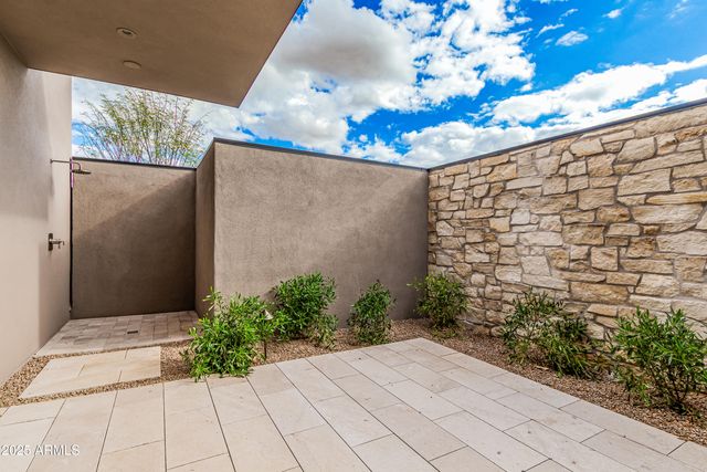 7498 E WHISPER ROCK Trail, Scottsdale, AZ 85266