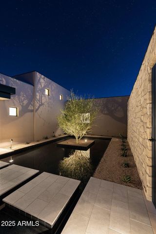 7498 E WHISPER ROCK Trail, Scottsdale, AZ 85266