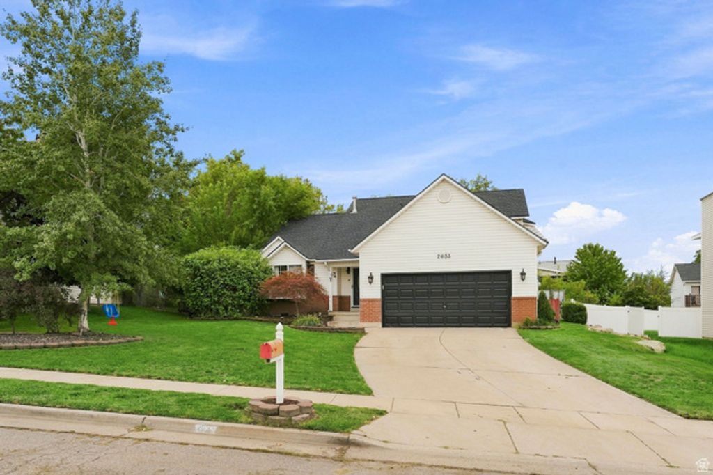 2633 W 4750 S, Roy, UT 84067 — exterior