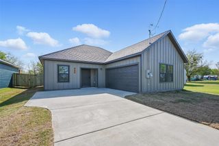 508 Broadway, Whitesboro, TX 76273