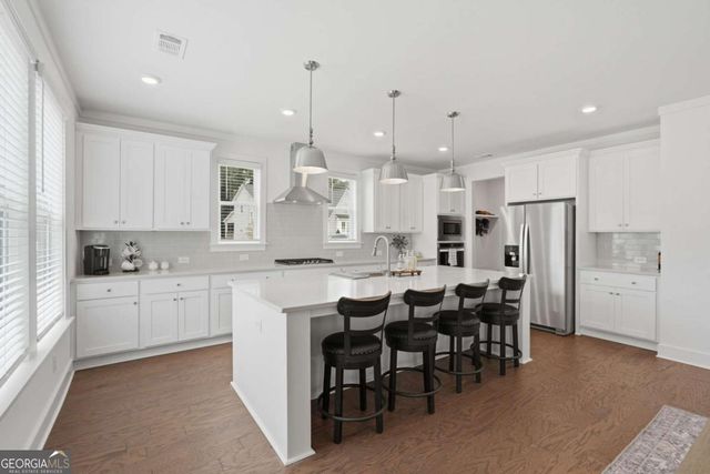 8210 Long Knoll Way, Gainesville, GA 30506