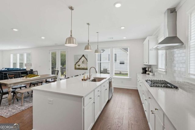 8210 Long Knoll Way, Gainesville, GA 30506