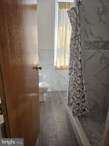 2246 S FELTON ST, Philadelphia, PA 19142