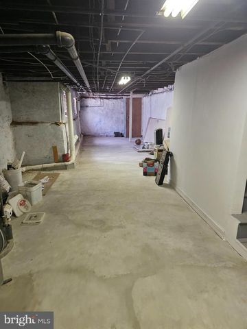 2246 S FELTON ST, Philadelphia, PA 19142