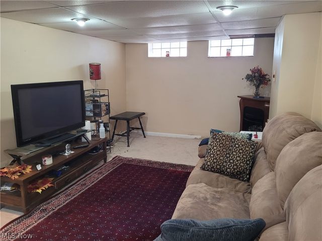 5853 Monica Lane, Garfield Heights, OH 44125