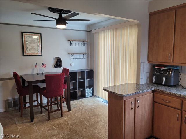 5853 Monica Lane, Garfield Heights, OH 44125