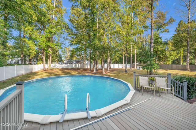 326 Knollwood Drive, Hampstead, NC 28443