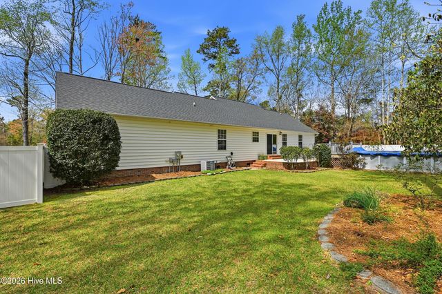 326 Knollwood Drive, Hampstead, NC 28443
