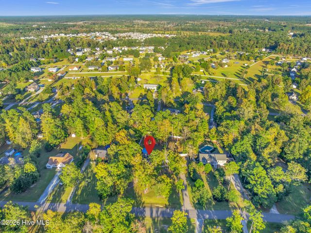 326 Knollwood Drive, Hampstead, NC 28443