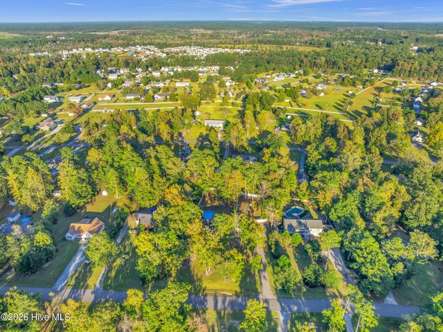 326 Knollwood Drive, Hampstead, NC 28443