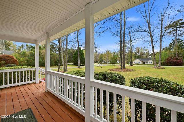 326 Knollwood Drive, Hampstead, NC 28443