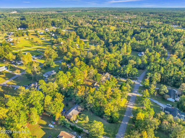326 Knollwood Drive, Hampstead, NC 28443