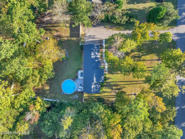 326 Knollwood Drive, Hampstead, NC 28443